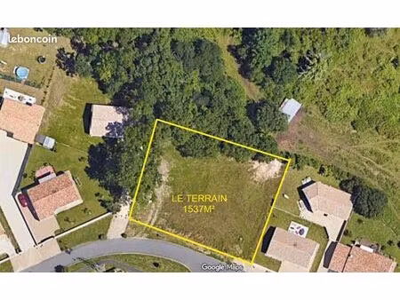 grand terrain à angoulême 1537m²