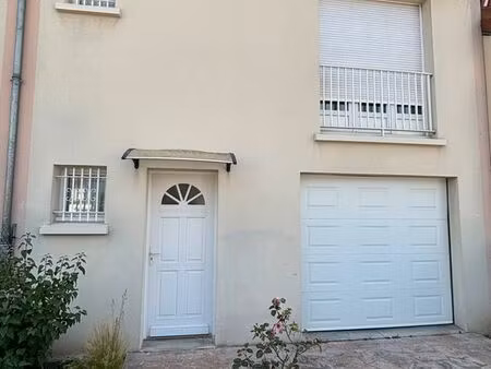 belle maison 100m 2 à louer
