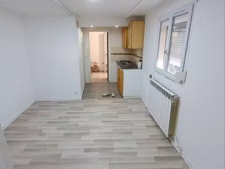 2 pièces 25m2 rer drancy