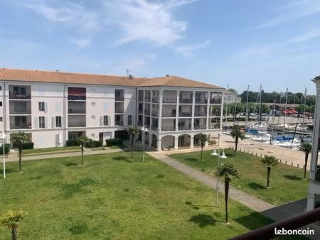 duplex (2 chambres) vue sur port