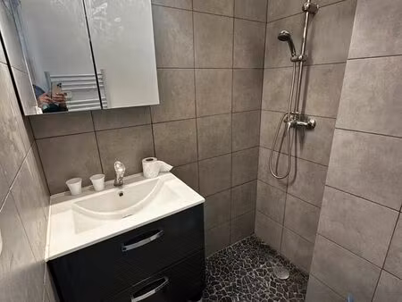 à louer – appartement t3 entièrement climatisé  avec jardin