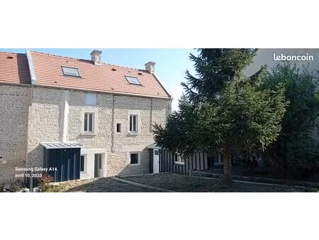 superbe maison de ville en pierres – entièrement rénovée à blainville-sur-orne prix : 299 