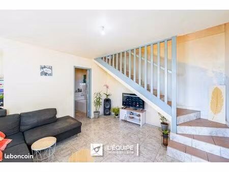 maison 3 pièces 74 m²