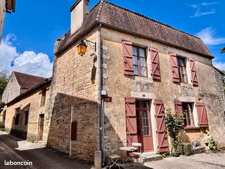 maison de village 8 pièces 238 m²
