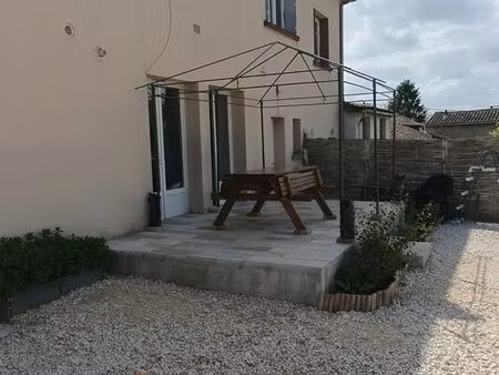 maison 3 chambre jardin et garage