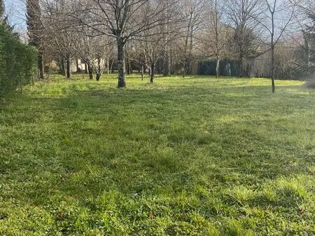terrain fleac / rue de badoris