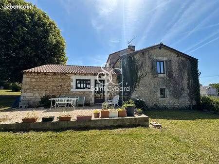 maison 8 pièces 265 m²