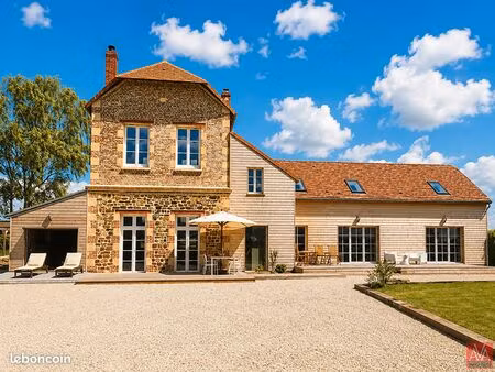 propriété 9 pièces 267 m²