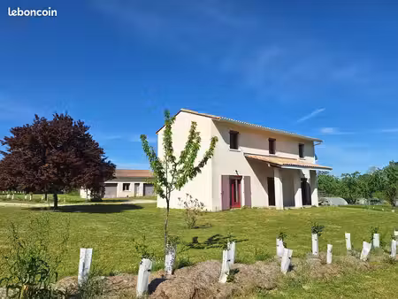 maison 6 pièces 143 m²