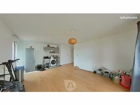 appartement 3 pièces 64 m²
