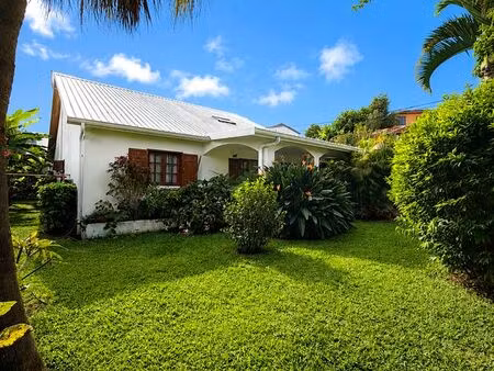 propriété 6 pièces 180 m²