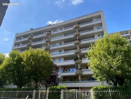 appartement 2 pièces 50 m²