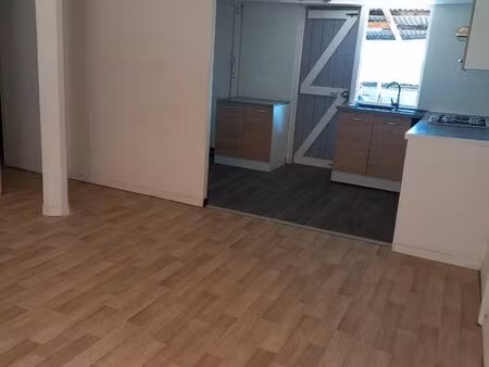 location maison st gilles les hauts