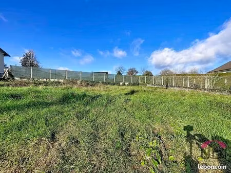 terrain 430 m² ahun