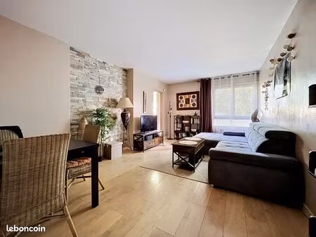appartement 3 pièces 72 m²