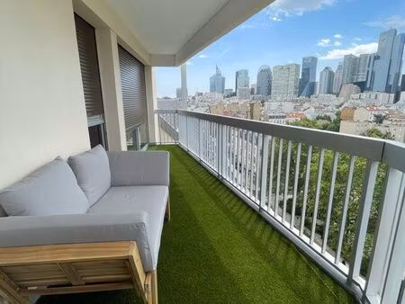 appartement 3 pièces de 63 m²  entièrement rénové vue dégagée