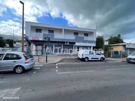 immeuble a fort potentiel a etang sale les hauts