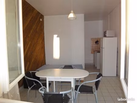 studio meublé équipé