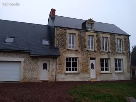 maison individuelle 170 m² avec jardin à louer