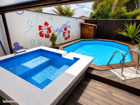 maison familiale avec piscine et espace indépendant