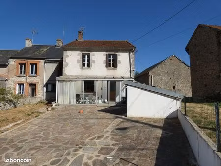 jolie maison habitable de suite  cottage attenant  grange  dépendances et jardin