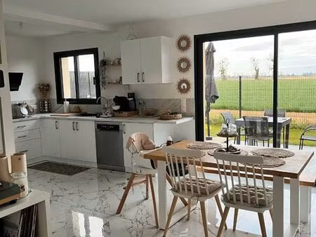 maison ildividuelle 3 chambres