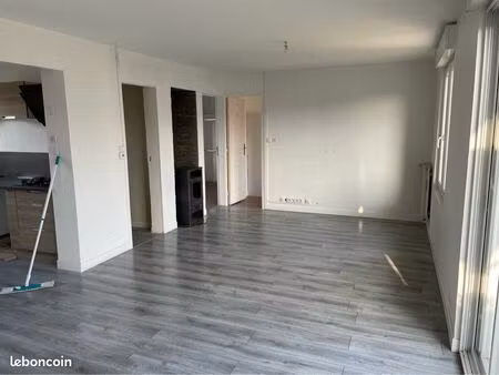 à louer - charmante maison avec jardin de 500 m² à verson