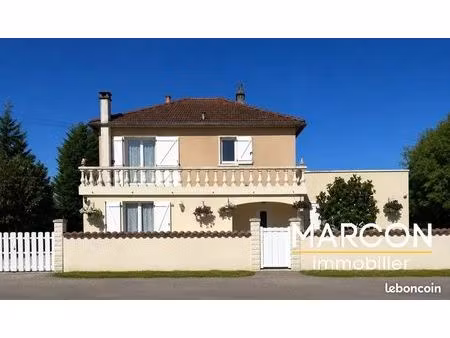maison de village 8 pièces 135 m²