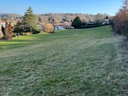 ? terrain à bâtir – 2 573 m²