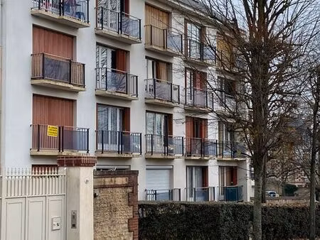 studio meublé 21m2 proche campus 1