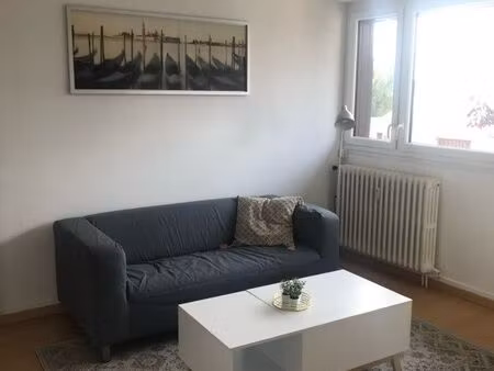 studio meublé