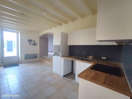 ensemble immobilier au cœur de mortagne-sur-gironde