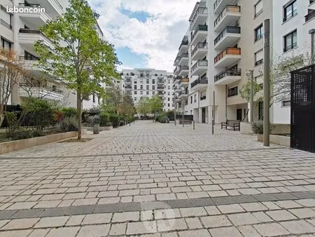 appartement 4 pièces 82 m²