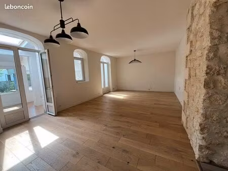 maison 5 pièces 150 m²