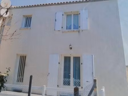 maison meschers 3 chambres