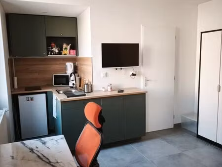 studio prêt à vivre  loyer + forfait toutes charges - quartier victor hugo / place lehmann