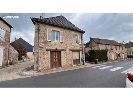 immeuble 163 m² cublac