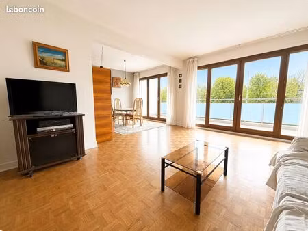 appartement 90m2 - terrasse - box - cave