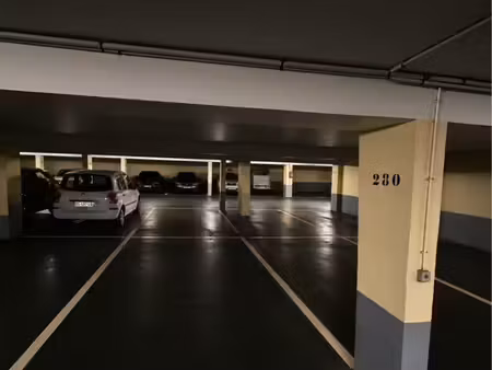 location parking securisé centre ville rueil malmaison