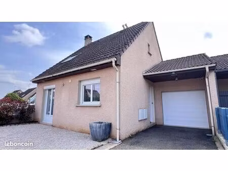 maison 6 pièces 94 m²