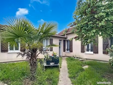 maison 48m2   terrain 230m2