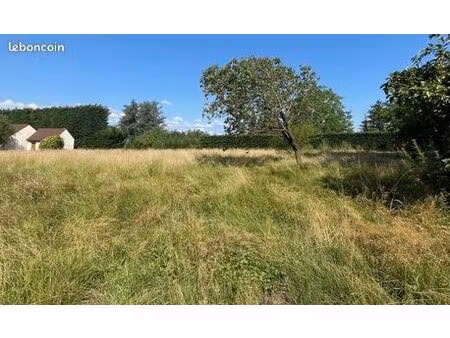 terrain contructible habitation 450 m²