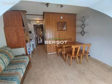 studio 1 pièce 18 m²