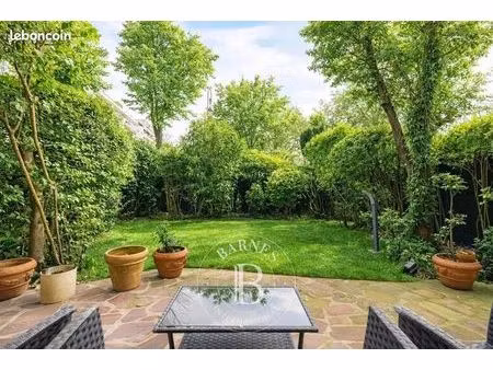 appartement 5 pièces 192 m²