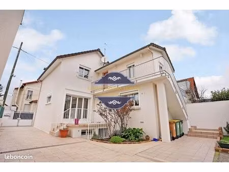 maison 6 pièces 123 m²