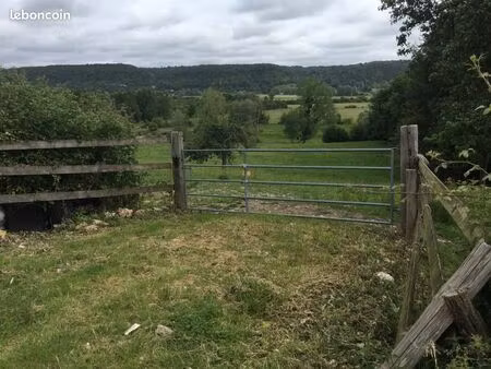 herbage 2 7 ha clos avec bâtiment