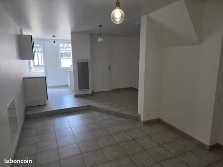appartement t2 a louer centre neubourg