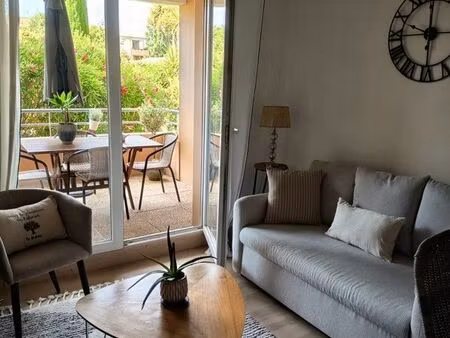 appartement t2 terrasse piscine