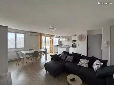 appartement 3 pièces 64 m²