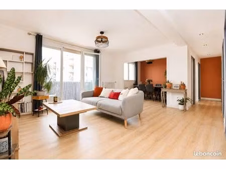 appartement 5 pièces 76 m²